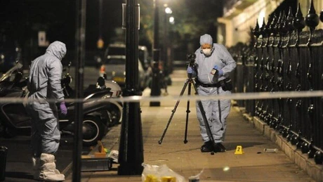 Atac cu cuţit la Londra: Un mort şi şase răniţi. Individul arestat suferea de probleme psihice