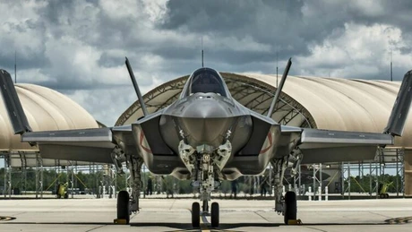 România vrea să cumpere F-35, cele mai scumpe şi avansate avioane de luptă din lume