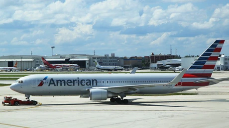 SUA: Cel puţin 20 de persoane rănite în urma evacuării unui avion pe aeroportul Chicago O'Hare