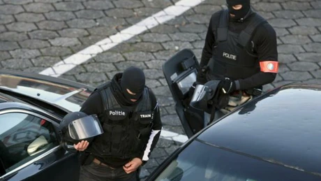 UPDATE: Cel puţin 15 persoane au fost luate ostatice într-un supermarket din Belgia. Autorul a fost arestat
