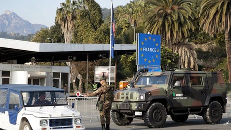 UE anunţă extinderea cu încă trei luni a controalelor vamale în interiorul zonei Schengen