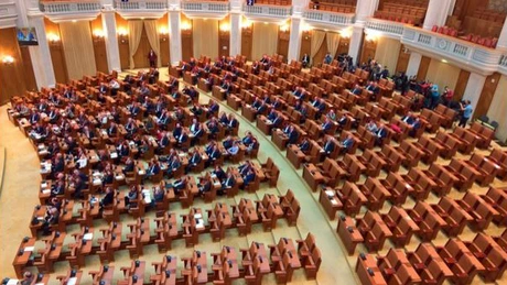 Scandal în Parlament după adoptarea creşterilor salariale. PNL aduce acuzaţii de fraudă: În sală au fost 168 deputaţi, nu 184