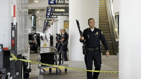UPDATE: Bilanţul anunţat de autorităţi este de 5 morţi şi 8 răniţi în urma unui atac armat la aeroportul din Florida