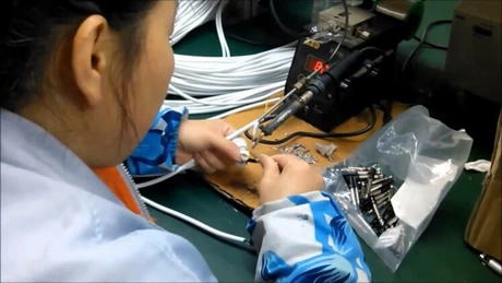 3.000 de oameni vor să se angajeze la fabrica de cablaje auto pe care japonezii de la Sumitomo o deschid la Târgu-Jiu