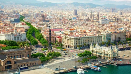 Spania a înregistrat un număr record de turişti străini în 2019