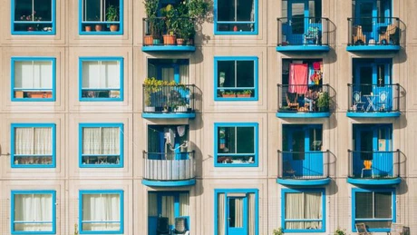 Cererea de locuinţe în Bucureşti ajunge la 99.000 de apartamente. Cumpărătorii vor apartamente noi, însă livrările sunt mai puţine
