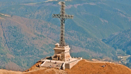 Reabilitarea Crucii Caraiman va începe în 2018. Proiectul include şi amenajarea unei expoziţii cu ”informaţie digitizată, posibil holograme