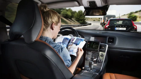 Volvo recheamă la service 200.000 de autovehicule pentru probleme la o conductă de combustibil
