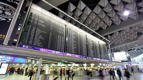 Aeroportul din Frankfurt anunţă întârzieri cauzate de eliminarea unei bombe din Al Doilea Război Mondial
