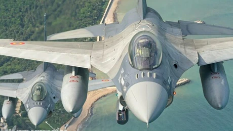 Legea privind achiziţia a cinci avioane F16, promulgată