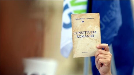 FDGR se alătură iniţiativei USR de strângere de semnături pentru revizuirea Constituţiei