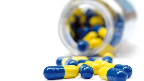 Unul din şase români a consumat antibiotice, în ultimul an, fără prescripţia medicului - studiu