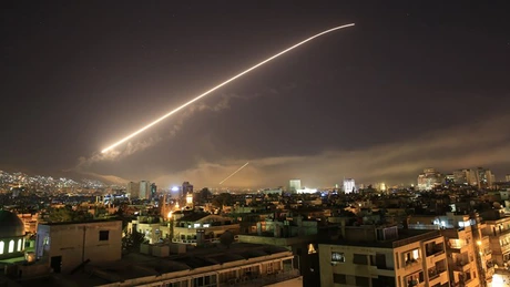 SUA şi aliaţii occidentali au bombardat Siria azi-noapte. Rusia: Vor fi consecinţe