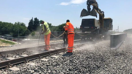 Curtea de Apel interzice CFR să semneze contractul de reabilitare a 86 km de cale ferată, între Brașov și Sighișoara