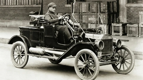 110 ani de la vânzarea primului model de automobil 
