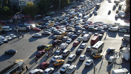 Bucureştiul, primul oraş din Europa şi locul trei în lume, în clasamentul TomTom privind blocajele în trafic