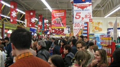 Un Crăciun mai scump pentru români. Cu excepţia cărnii de pui, totul costă mai mult