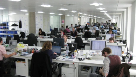 Circa 40% dintre angajaţii din clădirile de birouri îşi vor relua activitatea la sediu