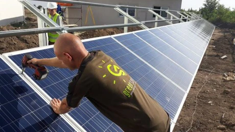 Panouri fotovoltaice acasă - Guvernul a eliberat banii pentru programul AFM de instalare de panouri solare subvenționate