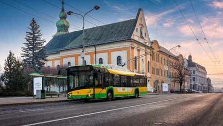 Guvernul cumpără 40 de troleibuze pentru oraşele Târgu Jiu şi Ploieşti