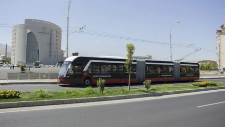 100 de troleibuze noi în București: licitația Primăriei Capitalei a ajuns la final. Turcii de la Bozankaya ar putea fi declarați câștigători