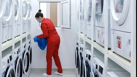 Baia şi spălătoria publică din cartierul Ferentari au devenit funcţionale de miercuri. Cine sunt beneficiarii