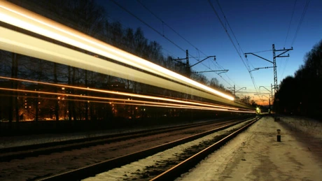 Trenul până la Aeroportul Otopeni: a fost desemnat câştigătorul licitaţiei. Calea ferată ar trebui finalizată în 14 luni