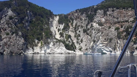 Trend nou, compatibil cu românii: Vacanţă cu yachtul în paradisul insular din Marea Ionică