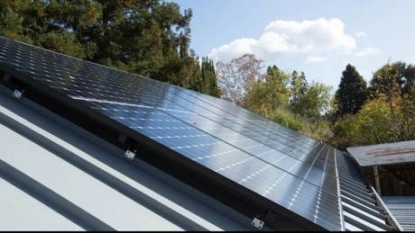 Casa Verde Fotovoltaice - AFM a suspendat înscrierile persoanelor fizice în program. Este verificată legalitatea înscrierilor în aplicaţie