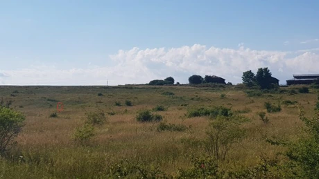 Start pentru Autostrada Sibiu-Piteşti: au fost bătuţi primii ţăruşi topografici pe secţiunea 1 - FOTO