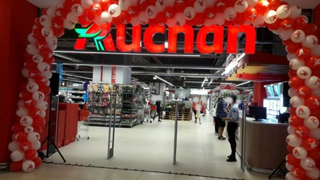 Supermarketul cu trei sigle. Auchan a preluat spațiul din Liberty Center unde a început rebrandingul Billa în Carrefour