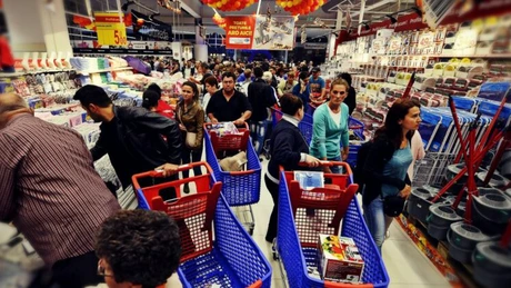 Economia României a crescut cu 4,7% în primul semestru, pe fondul majorării consumului populaţiei