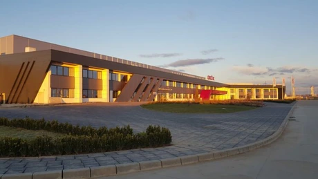 Arctic deschide o fabrică în Dâmboviţa, unde va produce 2,2 milioane de maşini de spălat pe an. Investiţia se ridică la 150 de milioane de euro