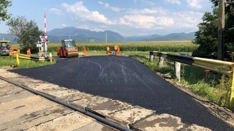 Autostrada Comarnic – Braşov: primul strat de asfalt pe lotul Râşnov - Cristian ar putea fi aşternut până vine iarna VIDEO