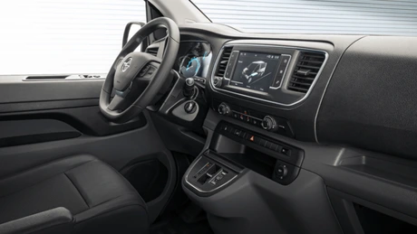 Opel Vivaro electric promite autonomie de până la 330 de kilometri