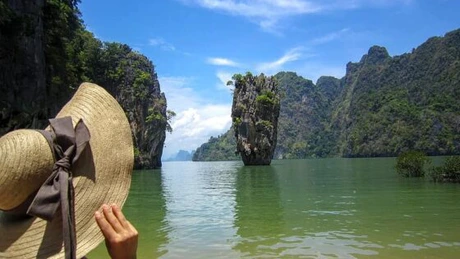 Thailanda încearcă să-și salveze sectorul turistic mizând pe atragerea în perioada iernii a pensionarilor europeni