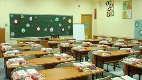Scenariu roșu pentru cinci unități de învățământ din București. Cursurile se vor desfăşura după scenariul galben în alte 595 de unităţi - LISTA
