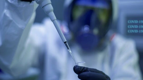 Elveția a început campania de vaccinare împotriva noului coronavirus. Persoanele în vârstă au prioritate