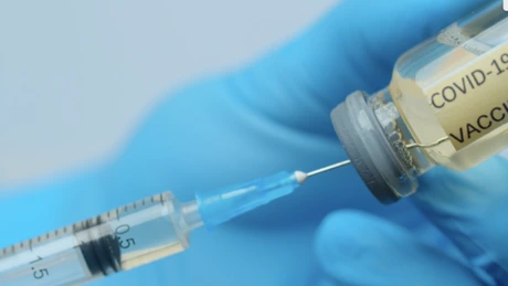 Vaccin anti-Coronavirus: Comisia Europeană doreşte ca până în vară rata vaccinării în UE să ajungă la 70% dintre adulţi