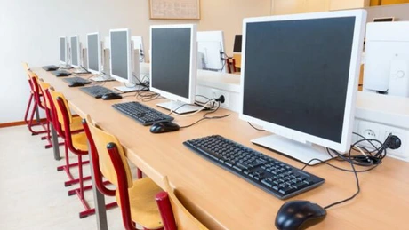 Patronatele din IT propun Guvernului cel puţin o oră de informatică şi una de TIC pentru toate formele de învăţământ liceal şi profesional
