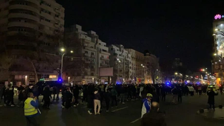 Proteste anti-restricţii în Bucureşti şi în alte mari oraşe din ţară