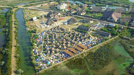 Dragoș Anastasiu cumpără campingul care găzduiește anual Festivalul Internațional de Film Independent 