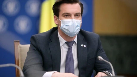 Guvernul a adoptat măsura care uniformizează regulile de călătorie între statele UE. Certificatul verde e valabil 270 de zile pentru două doze, după care e obligatoriu boosterul