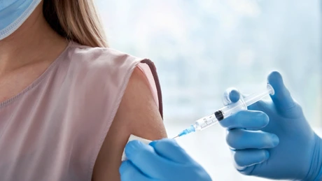 CNCAV: 12.106 persoane au fost vaccinate anti-COVID în ultimele 24 de ore