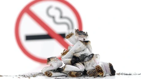 Philip Morris cere Guvernului britanic ca, în decurs de un deceniu, să interzică ţigările
