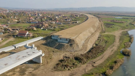 Autostrada Transilvania: Asocierea Strabag - Geiger, desemnată câștigătoare pe lotul Chețani - Câmpia Turzii