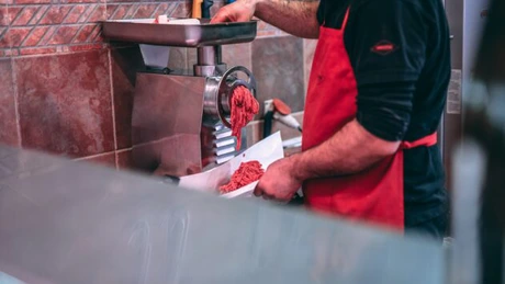 ANSVSA începe de săptămâna viitoare controalele specifice sărbătorilor de Crăciun