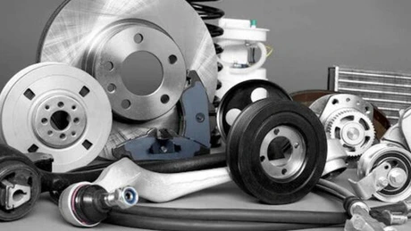 Piese auto contrafăcute în valoare de 1,2 milioane lei, depistate în Portul Constanţa