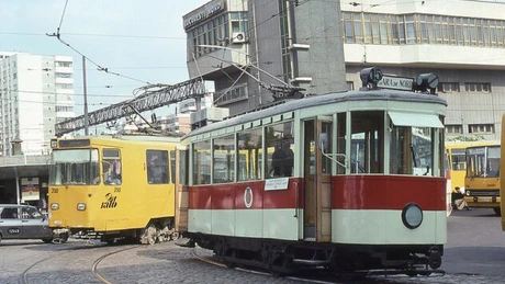 Cel mai vechi tramvai din București: Fabricat în urmă cu peste 90 de ani, vedetă la Buftea, stă nefolosit în depoul Dudești FOTO