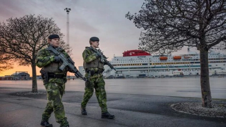 Suedia a desfășurat militari și vehicule blindate pe Insula Gotland, ca răspuns la creșterea amenințării ruse în zonă